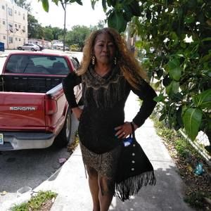 Meet your Posher, Hattie